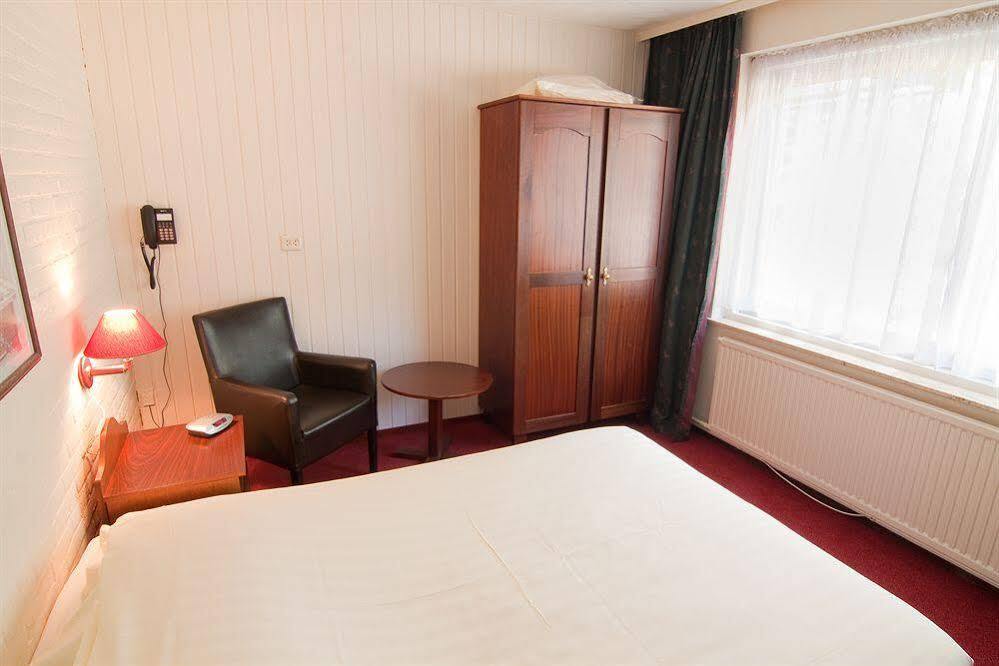 Hotel De Foreesten เวียร์เฮาเทน ภายนอก รูปภาพ